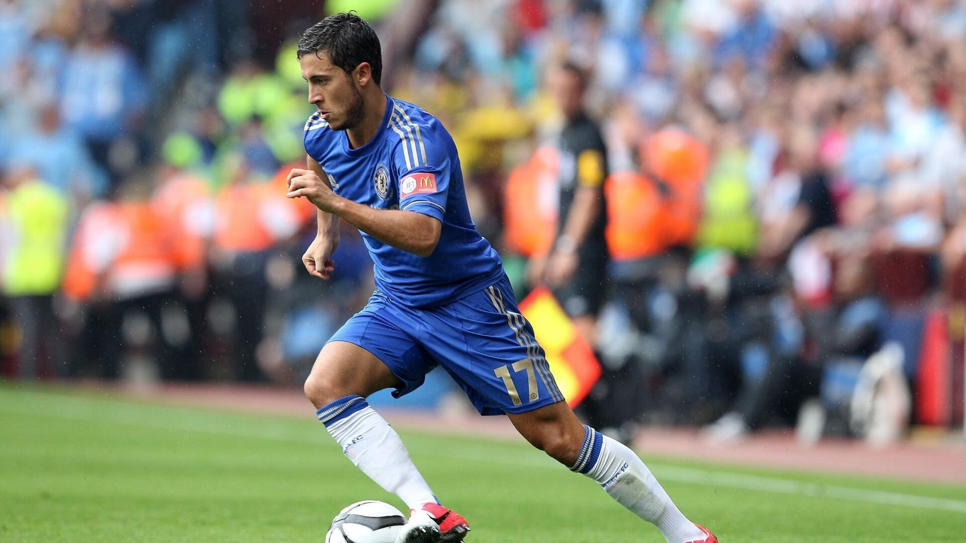 英超：利物浦2-0击败热刺，萨拉赫关键突破入球，英超-利物浦2-1逆转